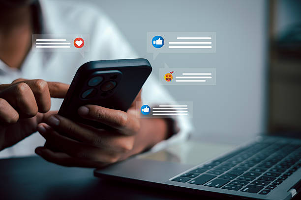 Redes sociais geram demanda ao combinar conteúdo relevante, relacionamento e construção contínua de autoridade.